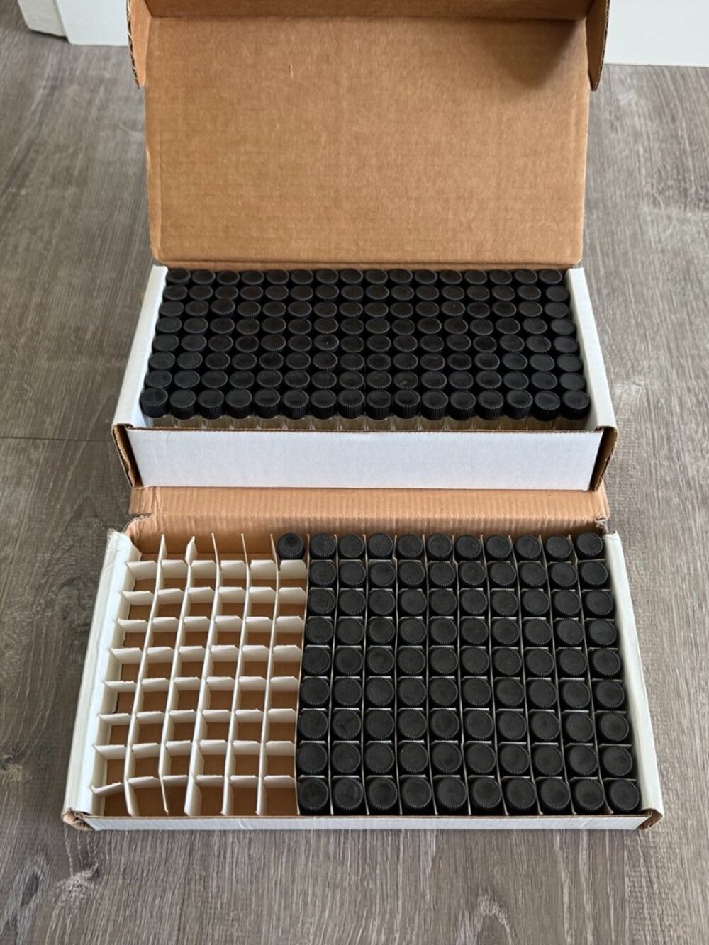 Bulk 1 Dram & 1/2 Dram Glass Vials with Screw Top Lids | Glass Vials